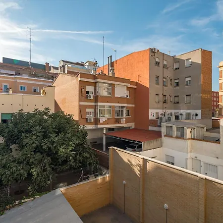 2BR Av América Bernabeu Stadium-2